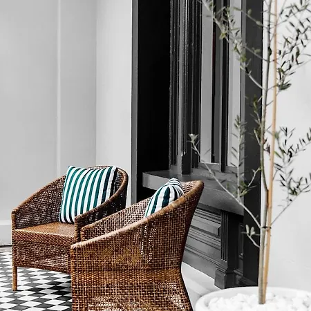 Hotel Challis Potts Point Sydney Exterior photo